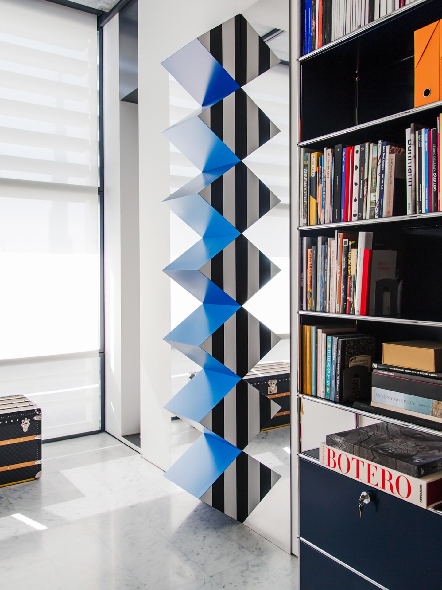 ViviumHolding-Collectibles-02