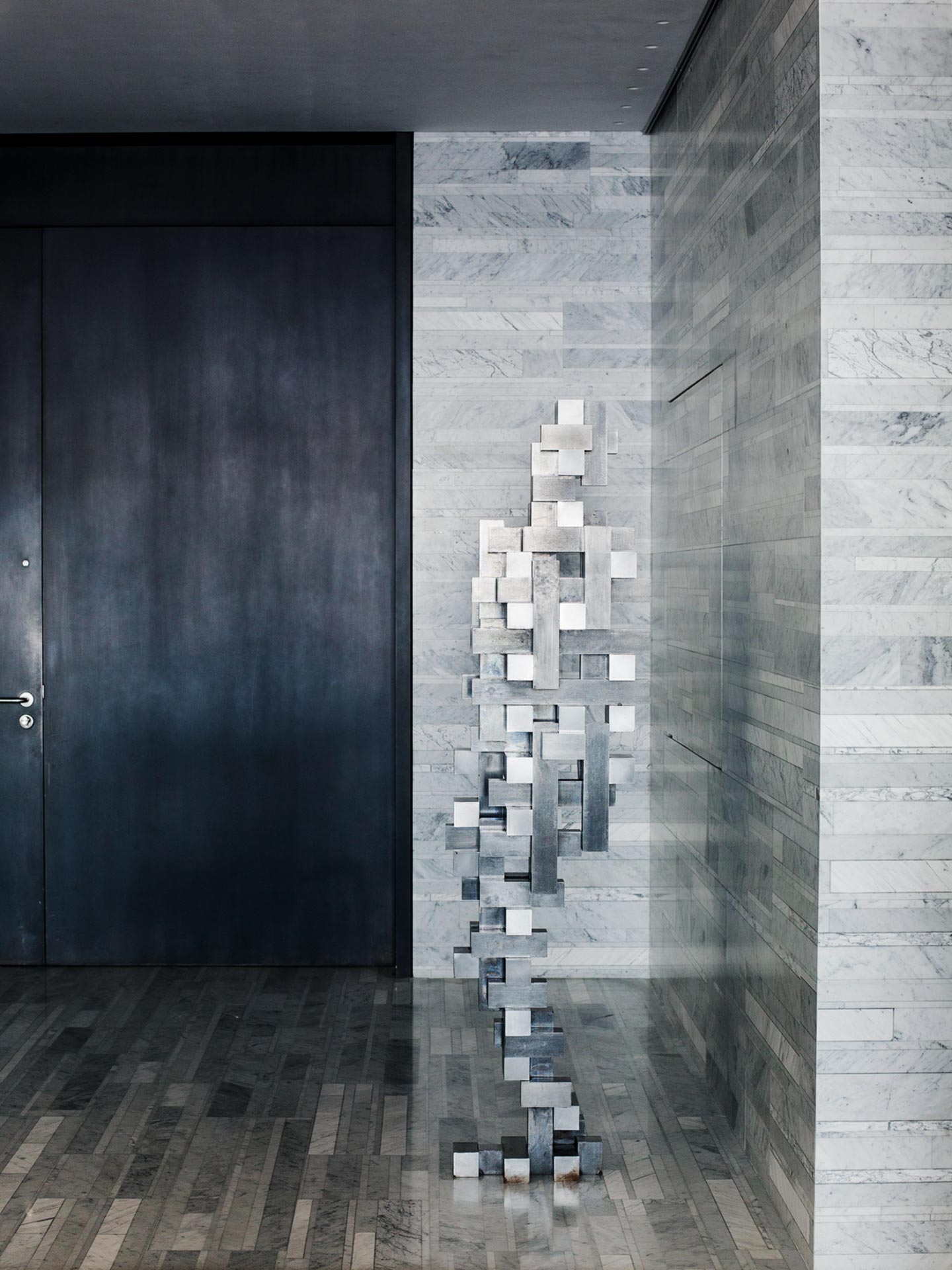 ViviumHolding-Collectibles-03